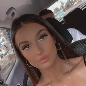 Meet your Posher, Shani